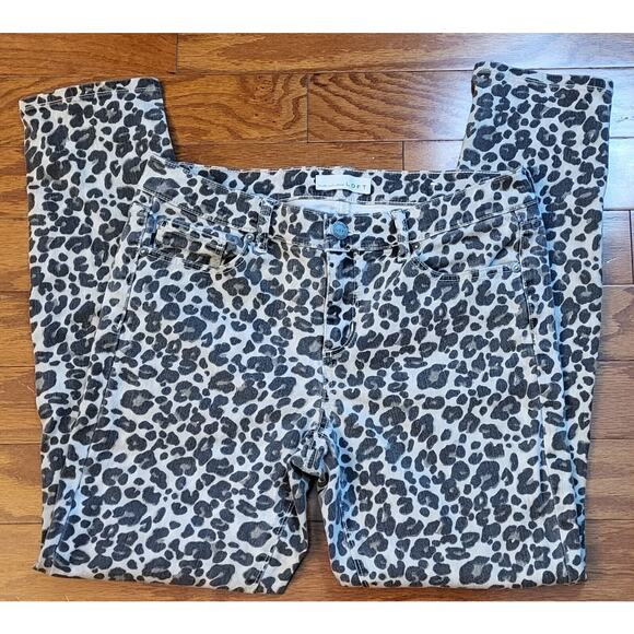 LOFT Women’s Modern Skinny Ankle Jeans Size 27 4 Gray Animal Print Stretch Denim - Picture 15 of 16